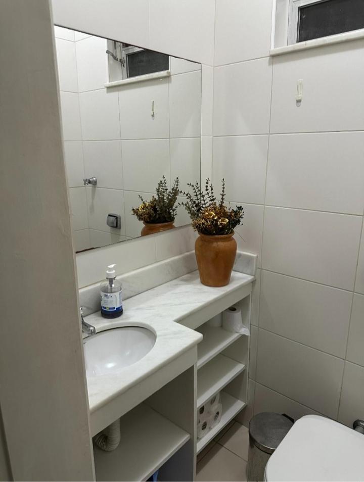 Apartamento Em Copa Posto 6 *